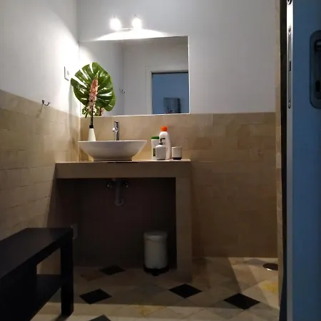 Tomarhousing - Old Town Apartment *