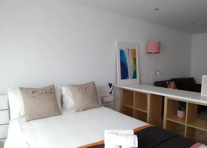 Tomarhousing - Old Town טומאר