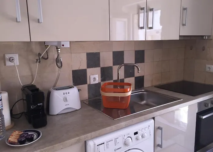Tomarhousing - Old Town טומאר