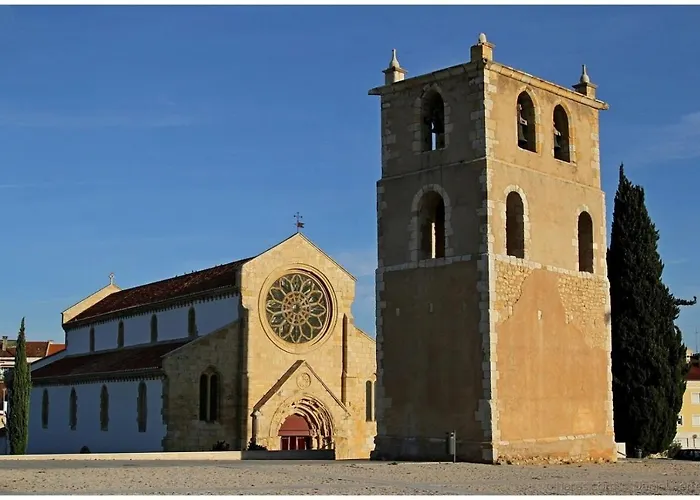 Tomarhousing - Old Town Apartamento Tomar