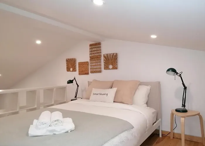 Tomarhousing - Old Town *